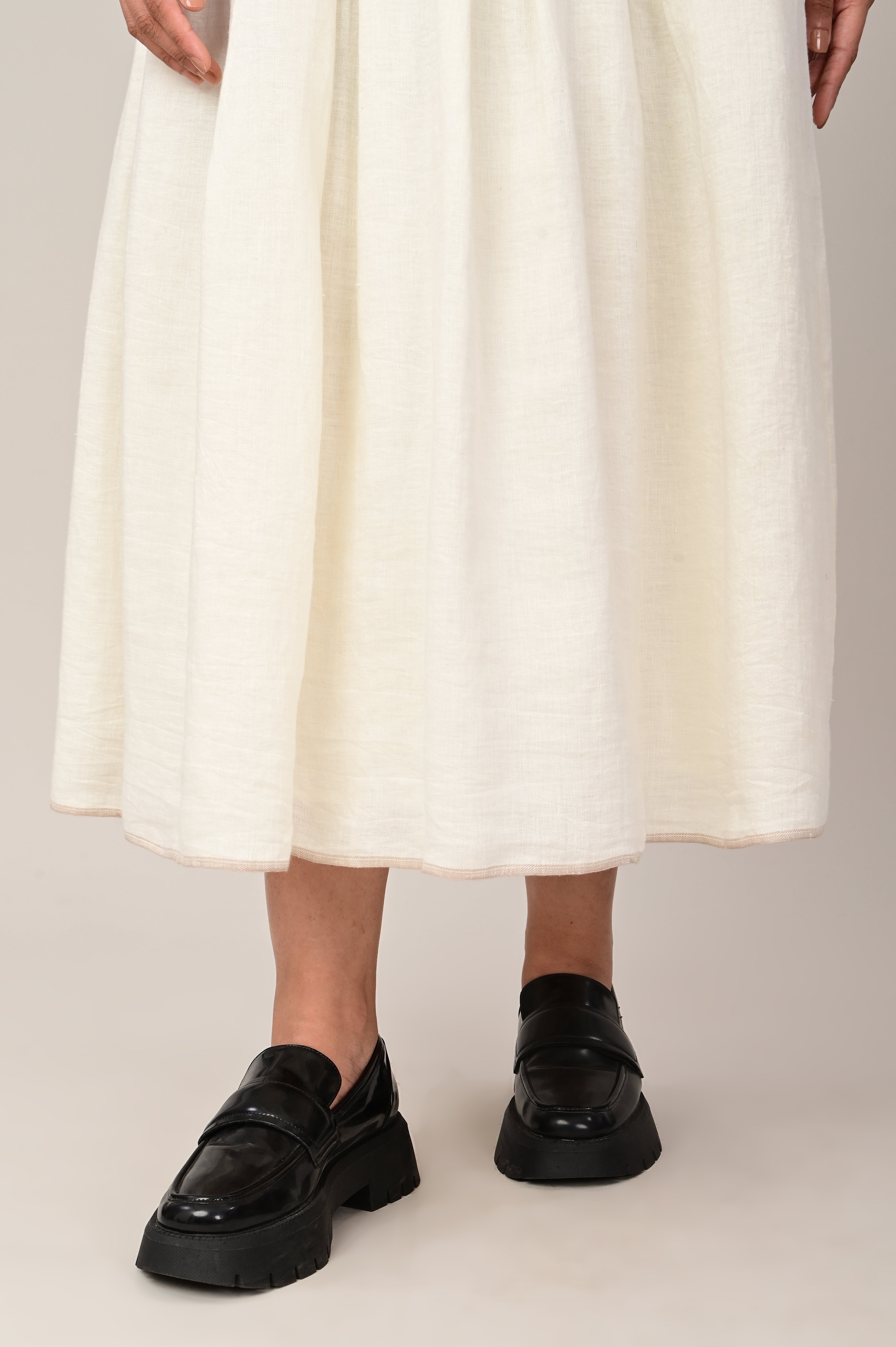 SKETCH Box Pleat Skirt