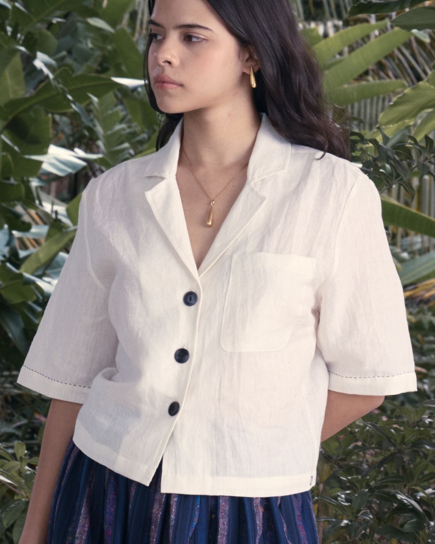 SONG Notch Collar Shirt