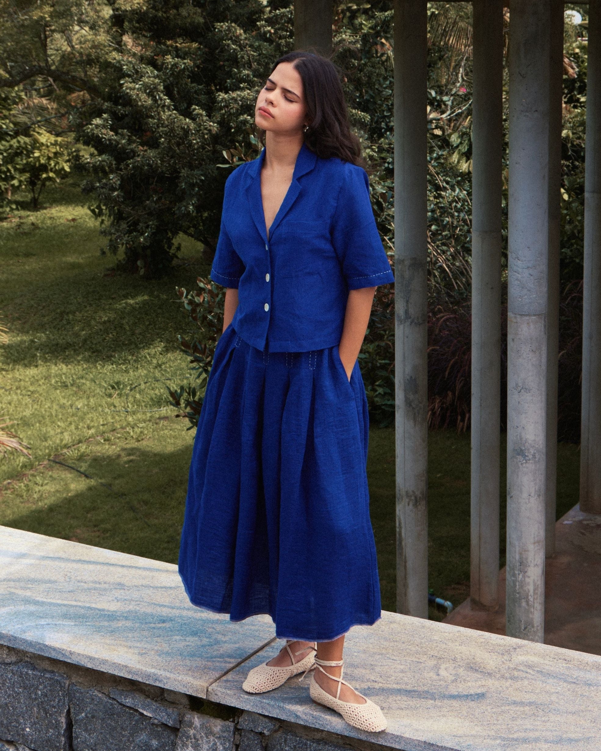 SONG Notch Collar Shirt