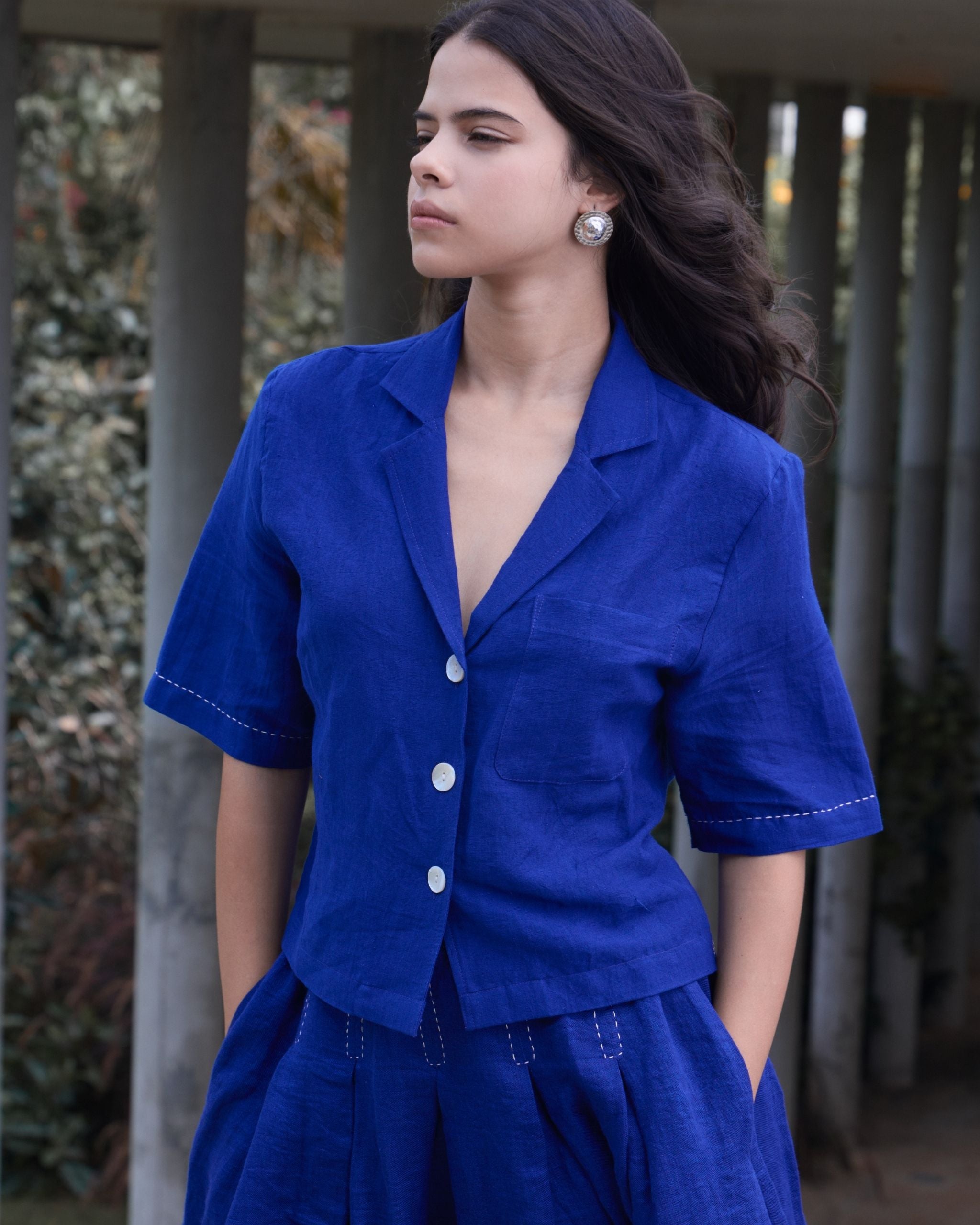 SONG Notch Collar Shirt
