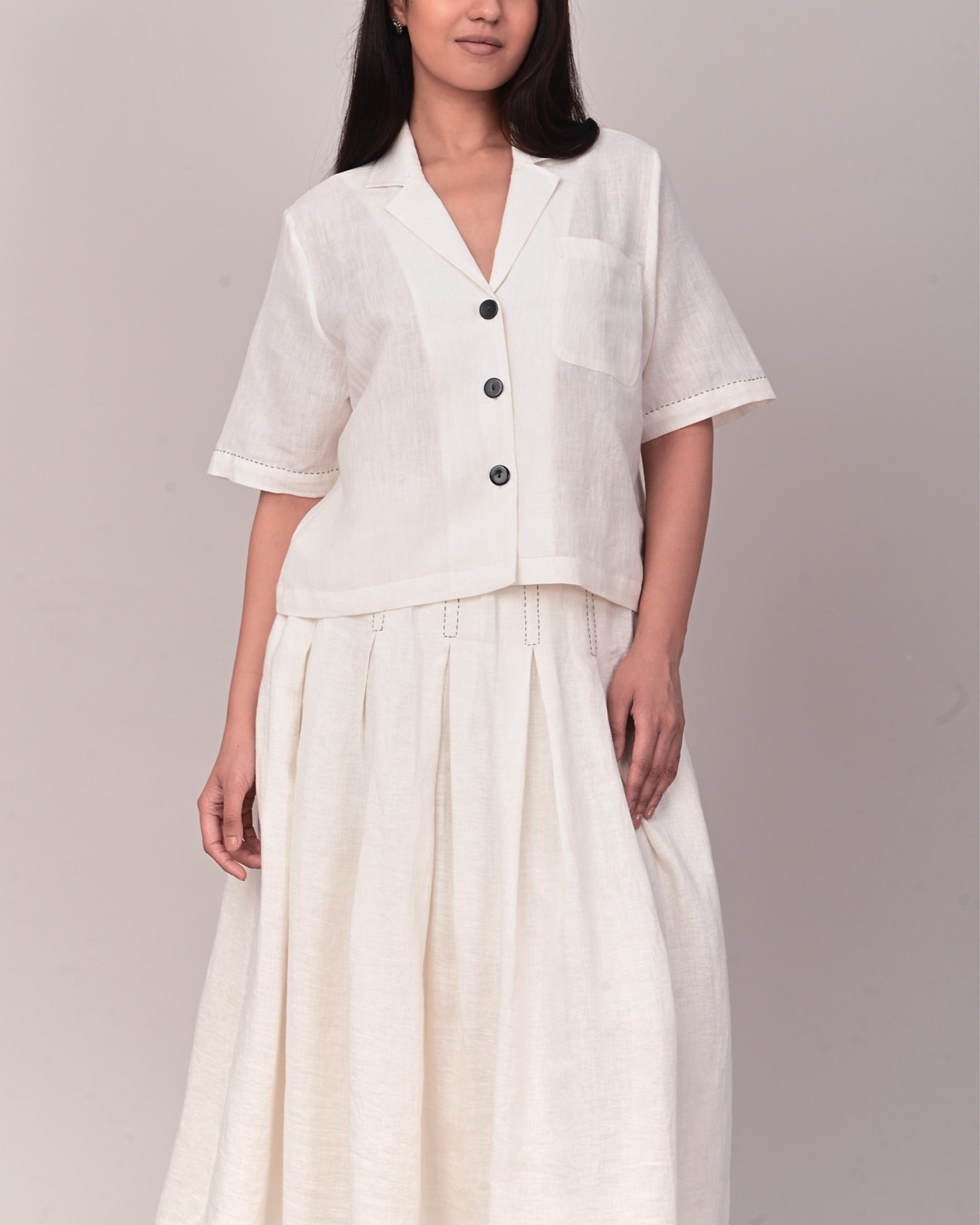 SONG Notch Collar Shirt